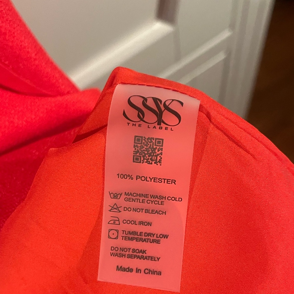 SSYS Rory Zip Up Vest
In Red - Picture 8 of 9